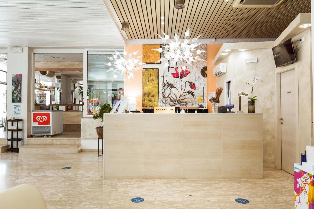Hotel Al Nuovo Porto Bellaria-Igea Marina Dış mekan fotoğraf